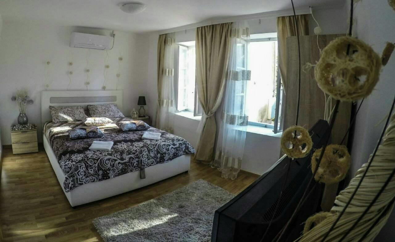 Stone House Trebinje Apartment Exterior photo